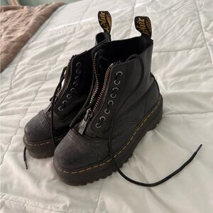 Dr Martens Sinclair Milled Nappa Leather Platform Boot